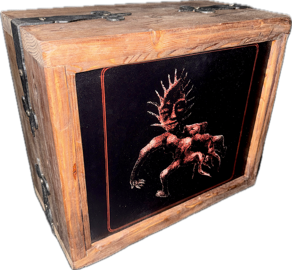 The Red King - wooden box lamp by Plastiboo – www.hollow-press.net